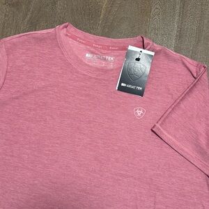 Ariat Tek Women’s Laguna Logo Short Sleeve Top Pink NWT Size Large